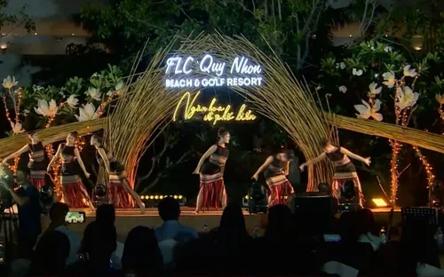 Gia Lai: Khai mạc Lễ hội “ngàn hoa về phố biển”