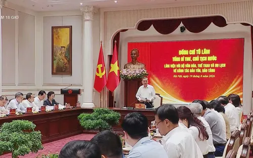 Chủ động kiến tạo ký ức quốc gia