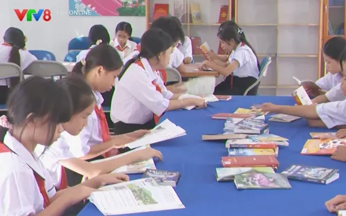 Miễn phí sách giáo khoa cho học sinh vùng khó khăn: Khánh Hòa tạo bước đệm nâng cao chất lượng giáo dục