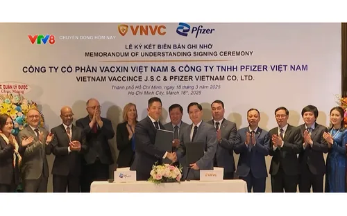 Công ty Vắc xin VNVC và Tập đoàn Dược phẩm Pfizer trao văn kiện hợp tác nâng cao năng lực y tế tại Mỹ
