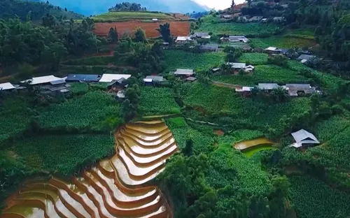 Sắc màu dân tộc Mông trong nhịp sống mới: Bảo tồn di sản và động lực phát triển