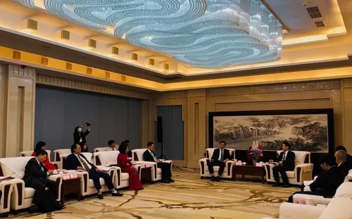 Cơ hội hợp tác mới giữa các tỉnh miền Trung Việt Nam và siêu đô thị Trùng Khánh