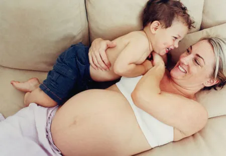 Nước ối của mẹ góp phần gây tự kỷ ở trẻ