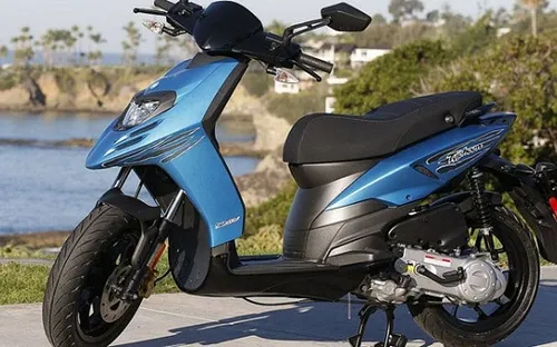 Piaggio Typhoon 50 2013: Hợp túi tiền và tiết kiệm xăng