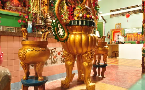 Chùa Đất Sét độc nhất vô nhị tại Việt Nam