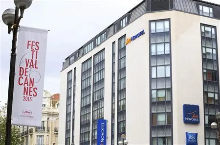 LHP Cannes chấn động vì vụ mất cắp trang sức triệu đô