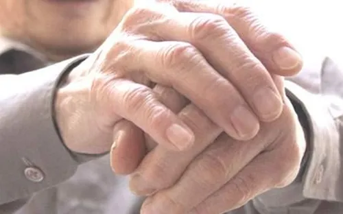 Thoái hóa khớp bàn tay ở người cao tuổi
