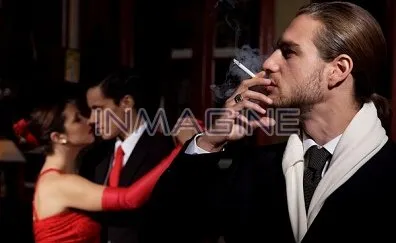 Có nên vờ được tán tỉnh để làm chồng ghen?