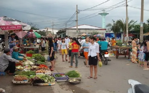 Hiểm họa mất an toàn từ chợ tự phát