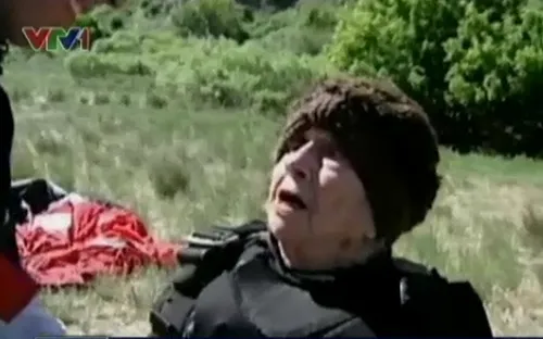 Cụ bà hơn trăm tuổi nhảy dù mừng sinh nhật