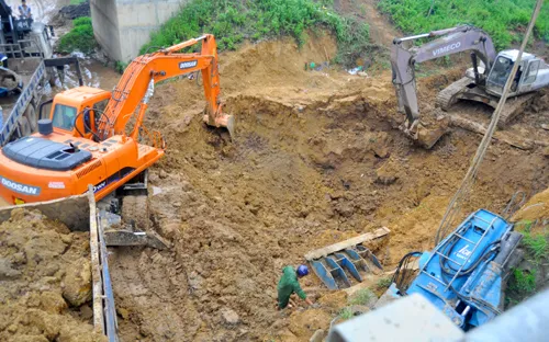 Tạm dừng thanh tra dự án đường nước Sông Đà