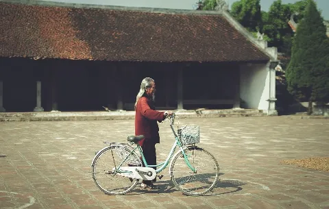 Về thăm làng cổ Đường Lâm