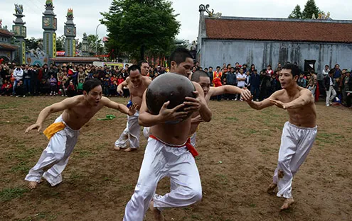 Trò chơi dân gian hút khách đầu Xuân