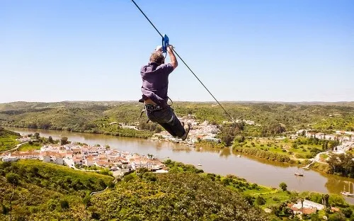 Đu dây từ Tây Ban Nha sang Bồ Đào Nha