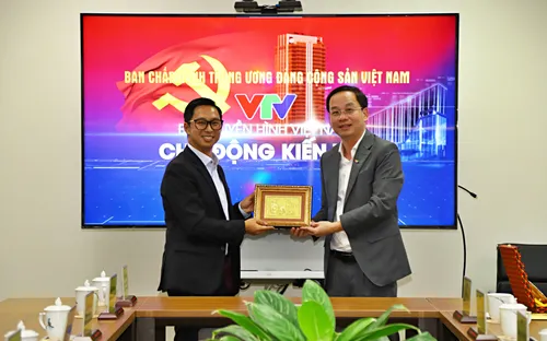 Phó Tổng Giám đốc Lê Quyền tiếp Đoàn nhà báo Campuchia