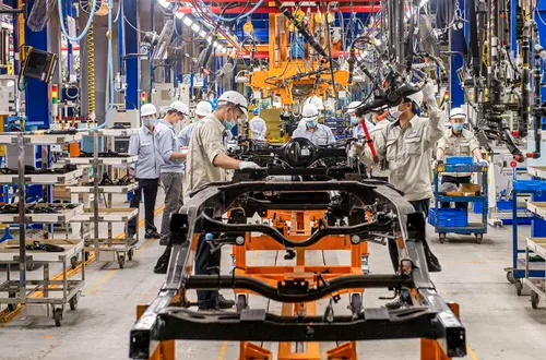 ADB: Kinh tế Việt Nam tăng trưởng trên 7% bất chấp bất ổn toàn cầu