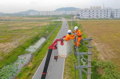 Tăng trưởng hai con số: Cơ hội và thách thức