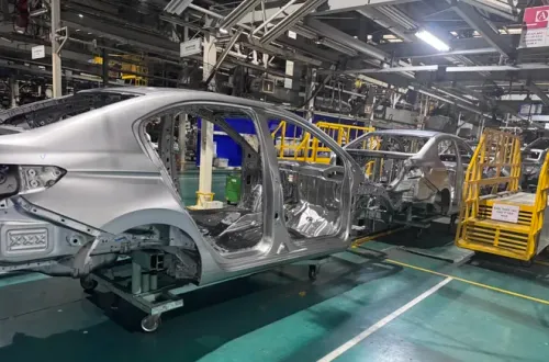 Chuyên gia, doanh nghiệp nêu lý do không nên bỏ điều kiện kinh doanh với ngành ô tô