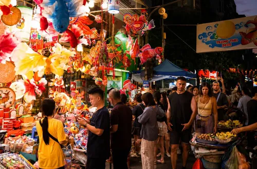 Hà Nội đưa kinh tế đêm đóng góp 5% GRDP vào năm 2030