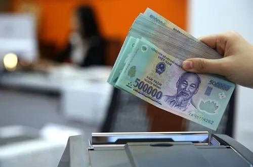 Hơn 2 triệu tỷ tiền gửi tổ chức kinh tế chảy ra khỏi hệ thống ngân hàng, tổng tiền gửi vẫn tăng nhẹ