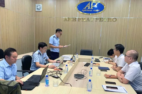 Thêm 3 doanh nghiệp đầu mối xăng dầu bị phạt 450 triệu đồng