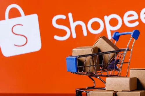 Yêu cầu Shopee không áp dụng các loại phí mới