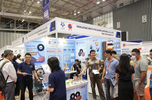 Gần 500 doanh nghiệp tham gia cụm triển lãm công nghiệp, tiêu dùng tại TP. Hồ Chí Minh