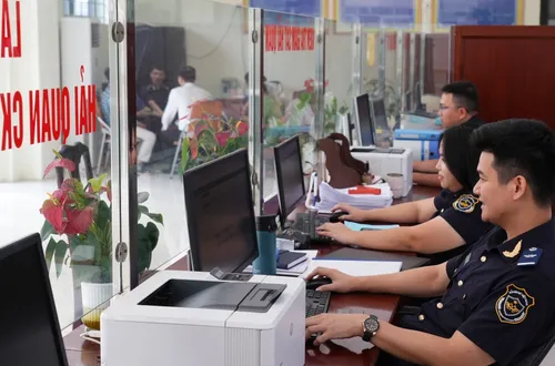 Doanh nghiệp không phải nộp lại báo cáo quyết toán khi chuyển nơi nhập khẩu nguyên liệu