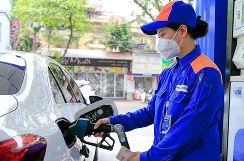 Bộ Công Thương thông tin về giá bán và nghị định mới về kinh doanh xăng dầu