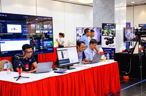 Khai mạc triển lãm "VTV - Từ truyền hình truyền thống đến tổ chức truyền thông số"