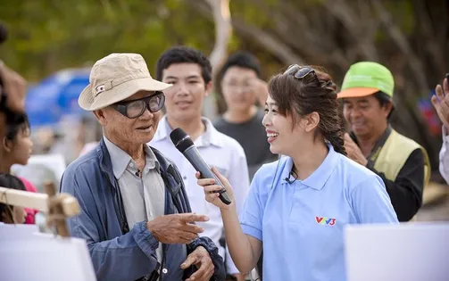 BTV Diệp Chi: "Đến với VTV từ... một tờ thông báo dán ở trường"