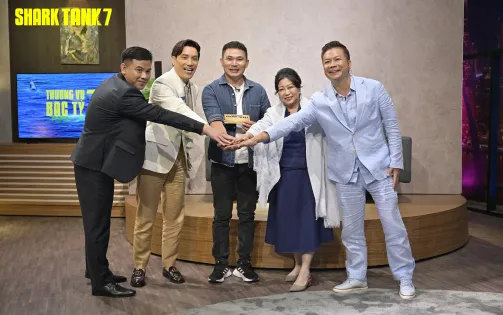 Chủ nhân giải thưởng WeChoice Awards được 4 'cá mập' rót vốn tại Shark Tank Việt Nam