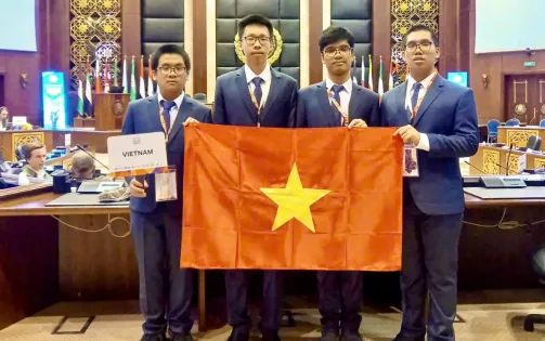 Việt Nam lọt top 4 tại kỳ thi Olympic Tin học quốc tế 2024