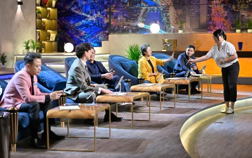 Shark Tank: Nữ biên kịch của những bộ phim điện ảnh trăm tỷ khiến cả 5 Shark chốt deal