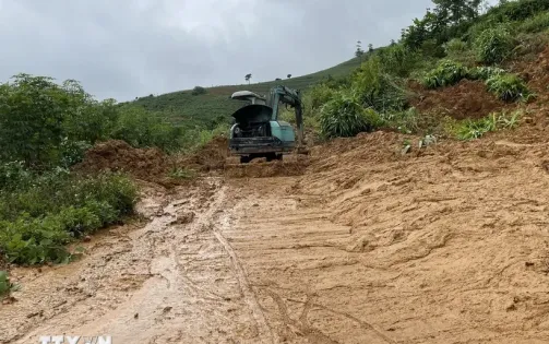 Kon Tum: Sạt lở tại nhiều điểm trên địa bàn do mưa lớn kéo dài