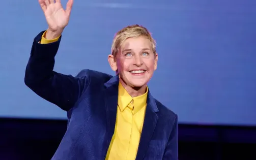 Ellen DeGeneres tuyệt vọng khi trở thành "người bị ghét nhất nước Mỹ"