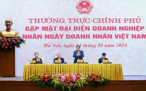 Thủ tướng Phạm Minh Chính chủ trì gặp mặt doanh nghiệp nhân Ngày Doanh nhân Việt Nam