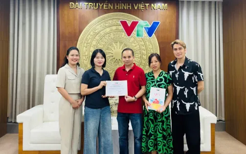 Hội người Việt nam thành phố Lutherstadt Wittenberg và vùng phụ cận tại CHLB Đức ủng hộ khắc phục sau bão lũ 60 triệu đồng