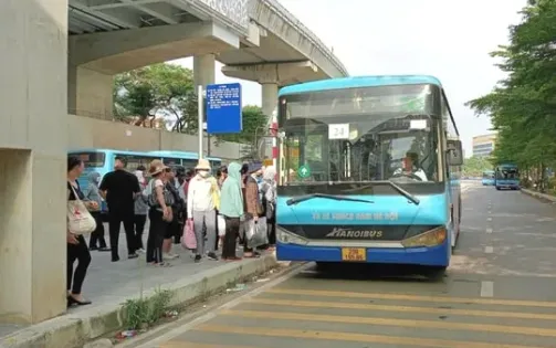 Lượng hành khách vận chuyển bằng xe bus Hà Nội có xu hướng tăng