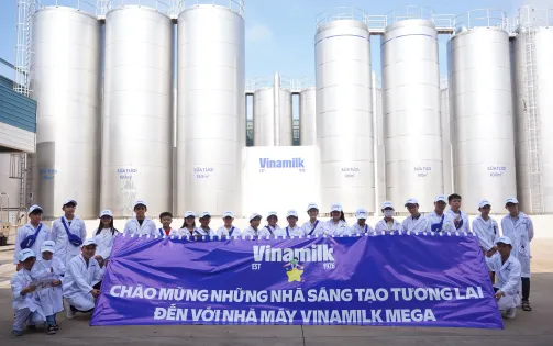 Vinamilk lan tỏa ý thức bảo vệ môi trường đến học sinh qua siêu nhà máy sữa và trang trại Green Farm