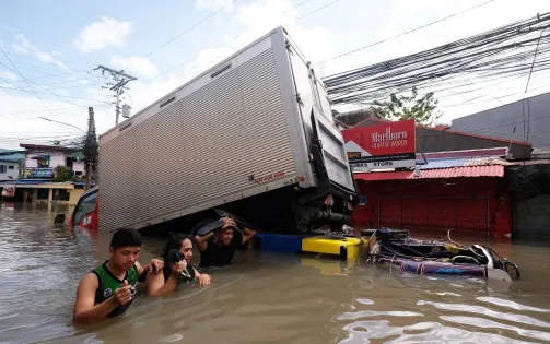 Philippines: Gia tăng thiệt hại do bão Trami, số người chết tăng lên 82 người