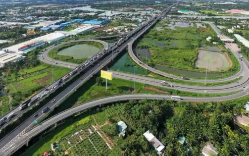 Phấn đấu hết năm 2025, cơ bản hoàn thành 600 km đường cao tốc vùng ĐBSCL