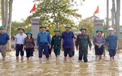 Bí thư Tỉnh ủy Quảng Bình kiểm tra công tác khắc phục thiệt hại sau lũ