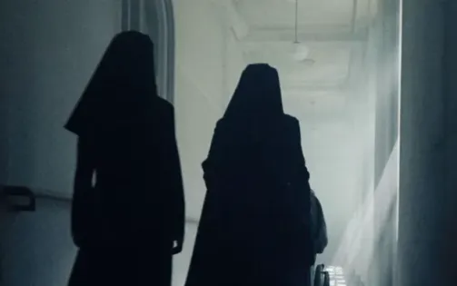 Song Hye Kyo trở thành nữ tu trừ tà trong "The Priests 2: Dark Nuns"