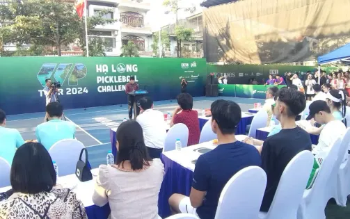 Nhiều trận đấu hấp dẫn ngày khai mạc giải Pickleball Chanlleger 2024 tại TP Hạ Long