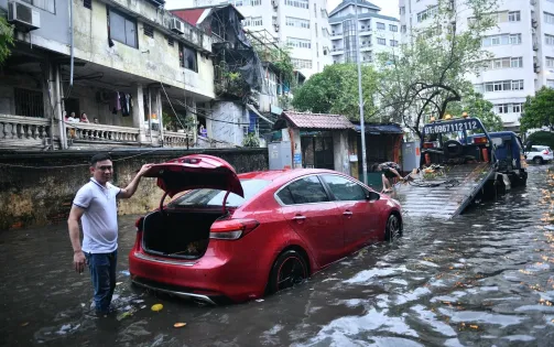 Bảo hiểm ô tô sau bão lũ: Giải quyết như thế nào?