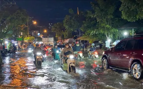 Xuất hiện đợt triều cường mới ở ven biển Đông Nam Bộ