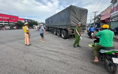 Lại xảy ra tai nạn chết người trên Quốc lộ 51 liên quan xe đầu kéo