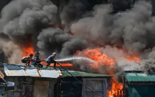 Hỏa hoạn thiêu rụi hàng ngàn ngôi nhà ở Philippines