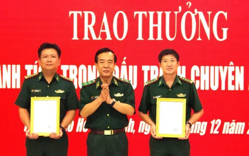 Bộ Tư lệnh BĐBP trao thưởng thành tích trong đấu tranh chống tội phạm ma túy